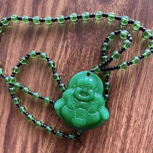 Green buddha pendant necklace - green,