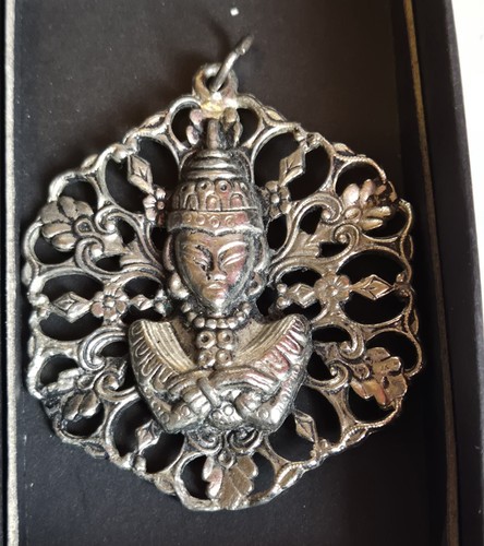 Silvertone buddha pendant - silvertone,